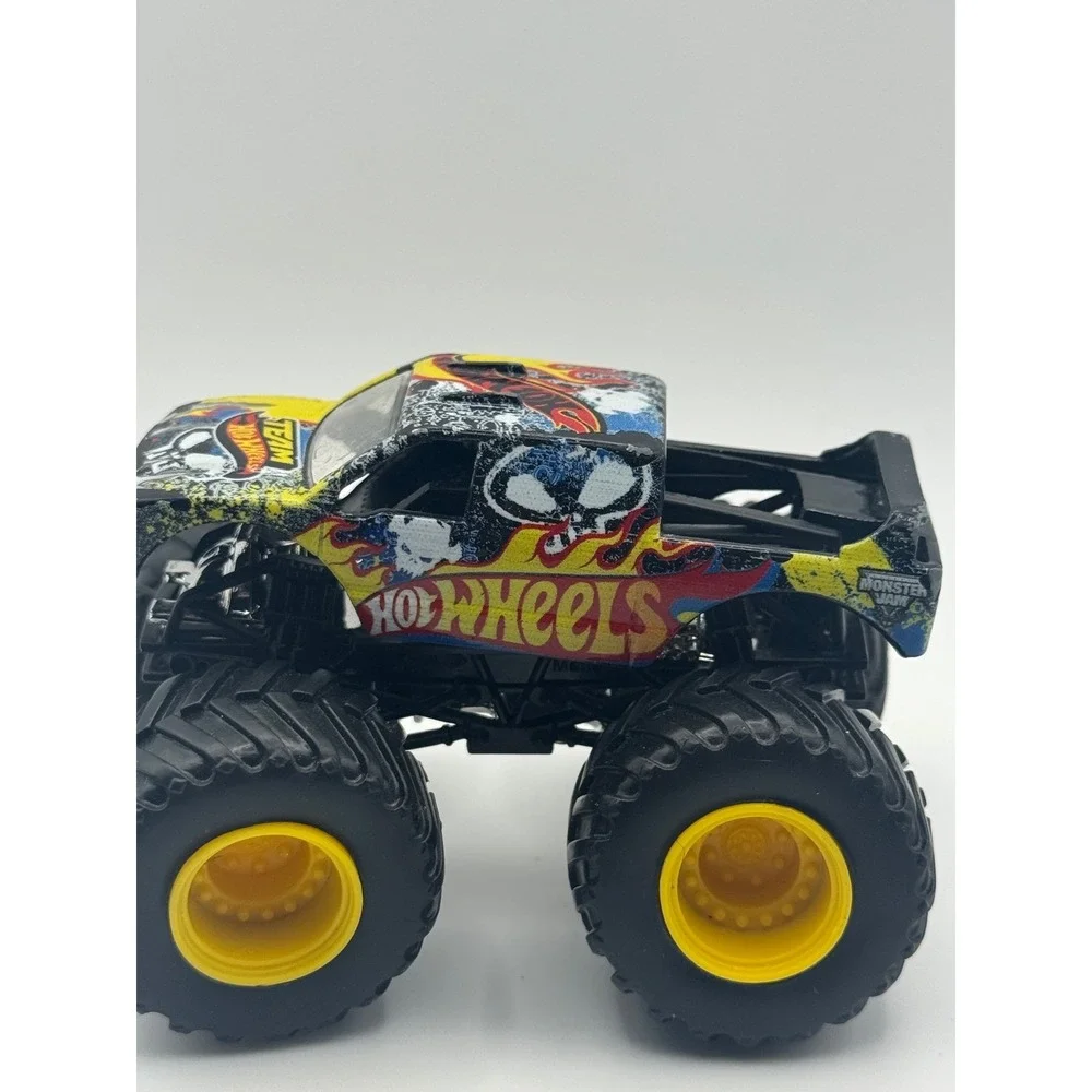Hot Wheels Monster Truck‎ Team Hot Wheels Firestorm Diecast Toy Vehicle